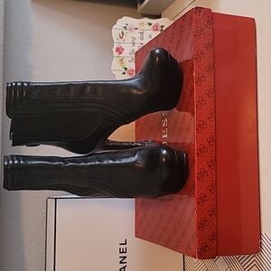 Guess leather boots
